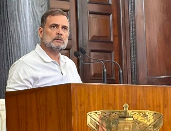 ज्ञानेश कुमार जाएँगे, यह सरकार जाएगी: राहुल गांधी