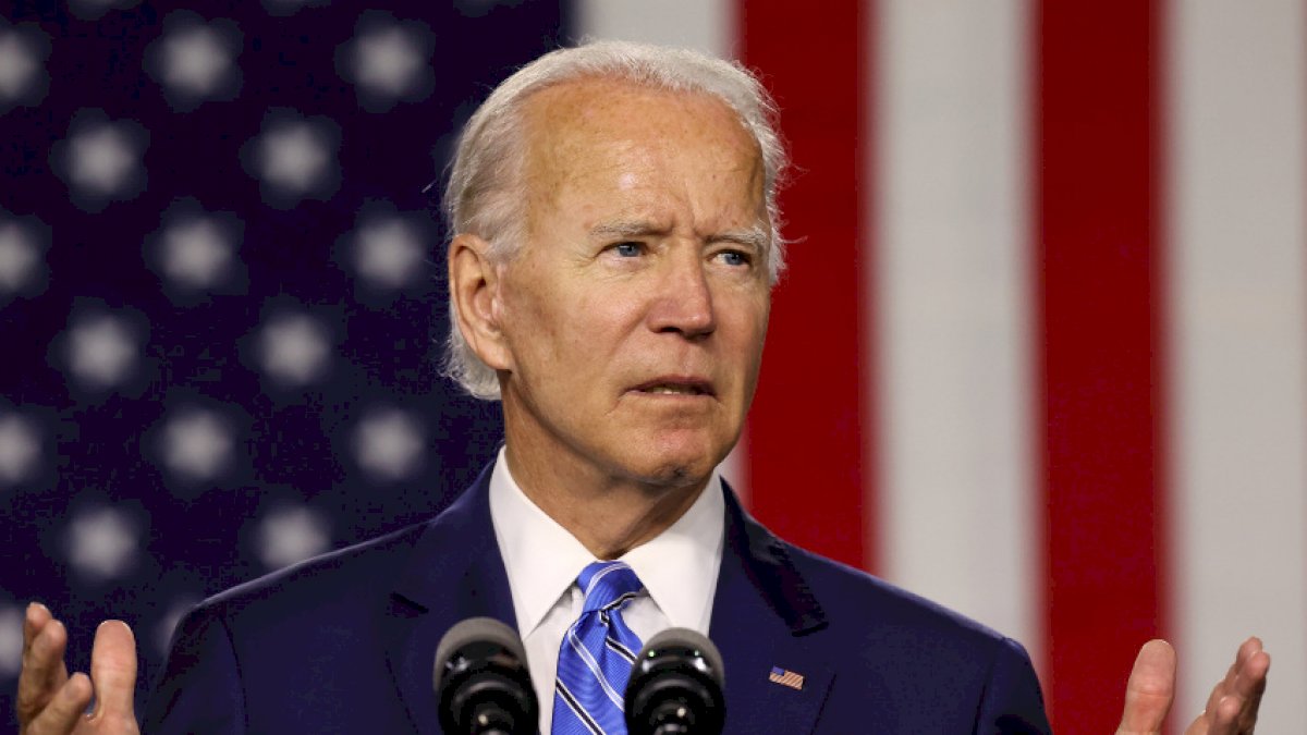 Joe Biden: डोनाल्ड ट्रंप ने अमेरिका को लंबे समय तक रखा अंधेरे में Joe Biden: डोनाल्ड ट्रंप ने अमेरिका को लंबे समय तक रखा अंधेरे में