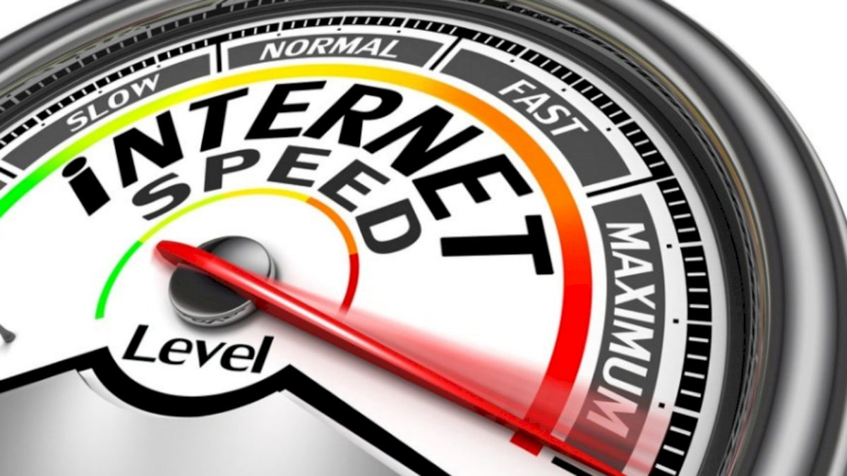 Fastest Internet: लंदन में बनाया सबसे तेज इंटरनेट Fastest Internet: लंदन में बनाया सबसे तेज इंटरनेट