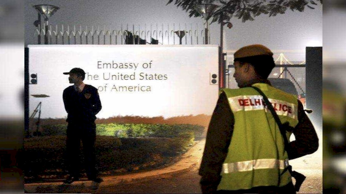 US Travel Advisory: अमेरिका ने भारत को कहा हाई रिस्क वाला देश US Travel Advisory: अमेरिका ने भारत को कहा हाई रिस्क वाला देश