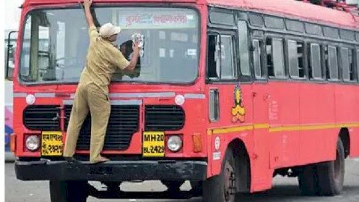 Maharashtra: ट्रांसपोर्टर्स को राहत, सितंबर तक का रोड टैक्स माफ Maharashtra: ट्रांसपोर्टर्स को राहत, सितंबर तक का रोड टैक्स माफ