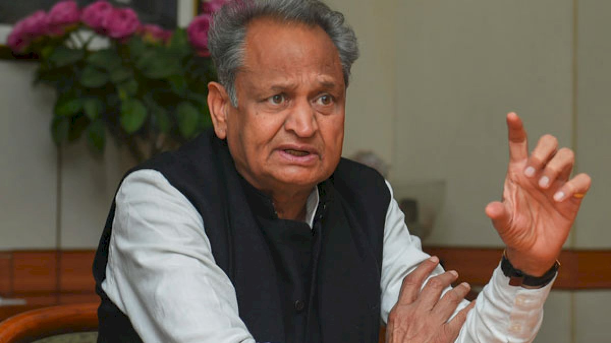 Ashok Gehlot: डेयरी सेक्टर को बढ़ावा देगी राजस्थान सरकार Ashok Gehlot: डेयरी सेक्टर को बढ़ावा देगी राजस्थान सरकार