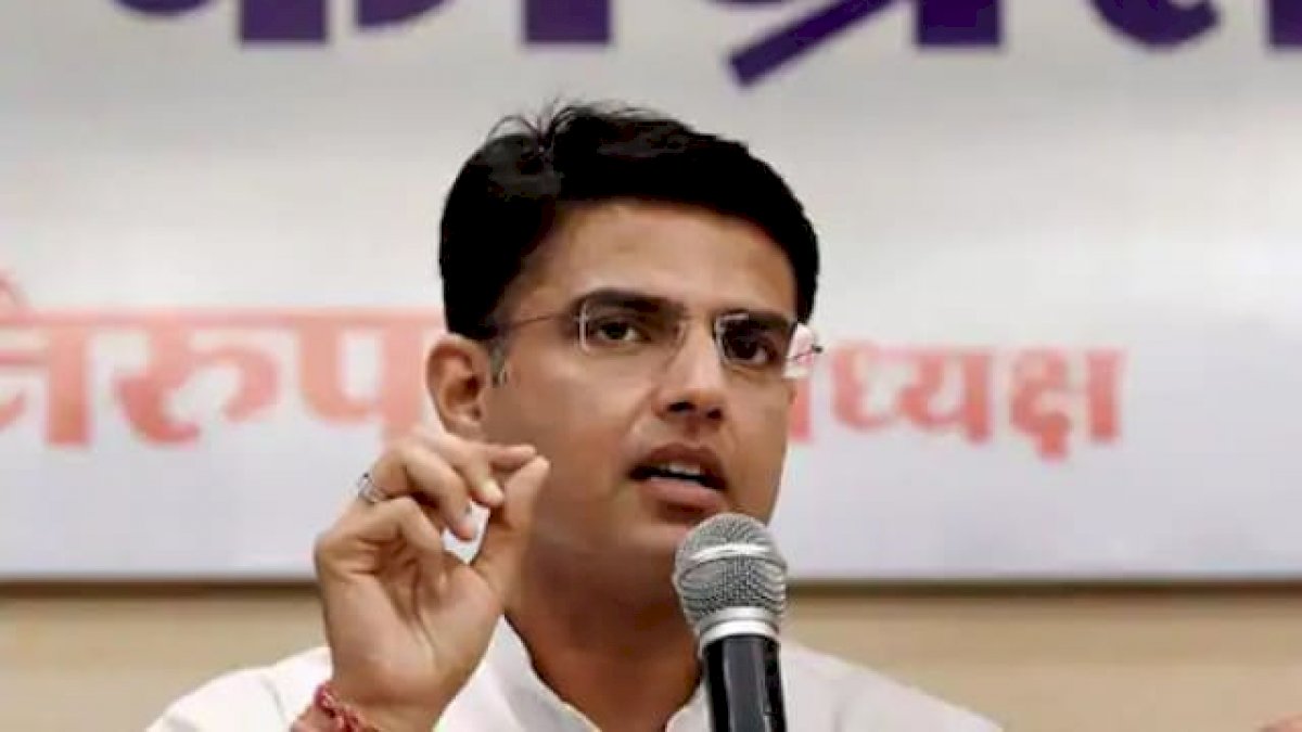 Sachin Pilot: अब सचिन पायलट को अजय माकन का सहारा Sachin Pilot: अब सचिन पायलट को अजय माकन का सहारा