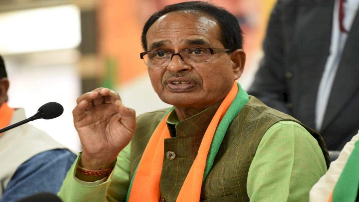 गाय के बाद राम के लिए भी बीजेपी सरकार ने घटाया बजट गाय के बाद राम के लिए भी बीजेपी सरकार ने घटाया बजट