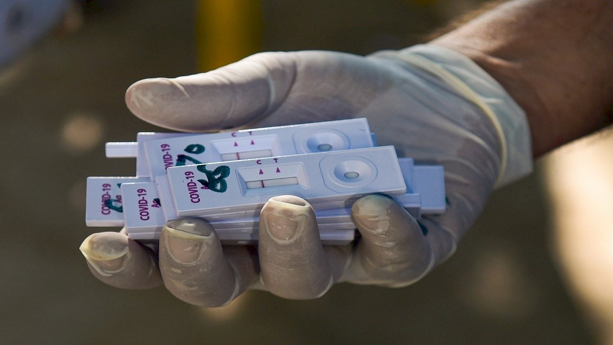 Coronavirus India: देश में 87 हजार से अधिक स्वास्थ्यकर्मी पॉज़िटिव, 573 की मौत Coronavirus India: देश में 87 हजार से अधिक स्वास्थ्यकर्मी पॉज़िटिव, 573 की मौत