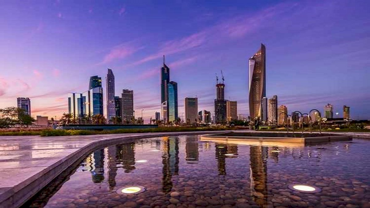 Kuwait: अमीर देश कुवैत में गहराया नगदी का संकट Kuwait: अमीर देश कुवैत में गहराया नगदी का संकट