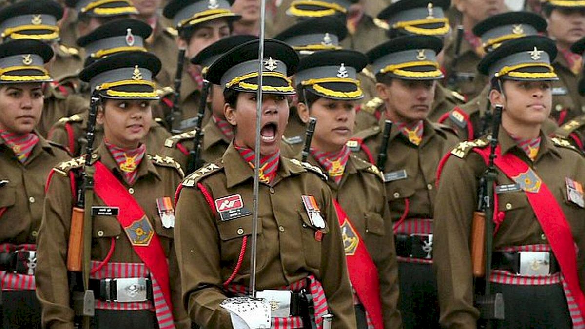 Supreme Court: महिला सैन्य अधिकारियों को स्थाई कमीशन वाली याचिका खारिज Supreme Court: महिला सैन्य अधिकारियों को स्थाई कमीशन वाली याचिका खारिज