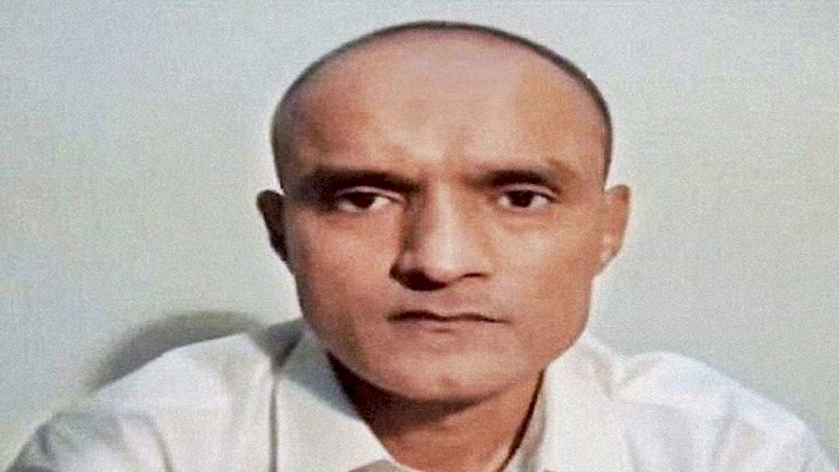 Pakistan: अदालत ने कुलभूषण जाधव के लिए वकील करने का मौका दिया Pakistan: अदालत ने कुलभूषण जाधव के लिए वकील करने का मौका दिया