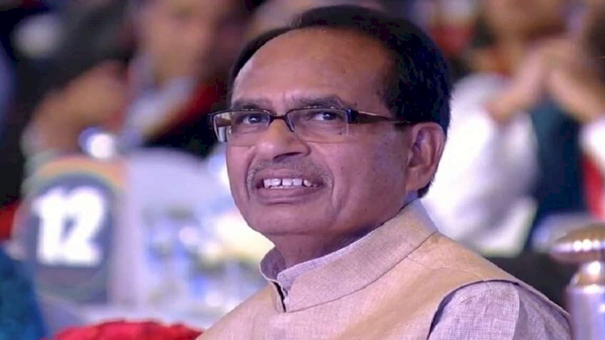 PMO में शिकायत पर भिड़े बीजेपी सांसद खटीक व विधायक राजेश प्रजापति PMO में शिकायत पर भिड़े बीजेपी सांसद खटीक व विधायक राजेश प्रजापति