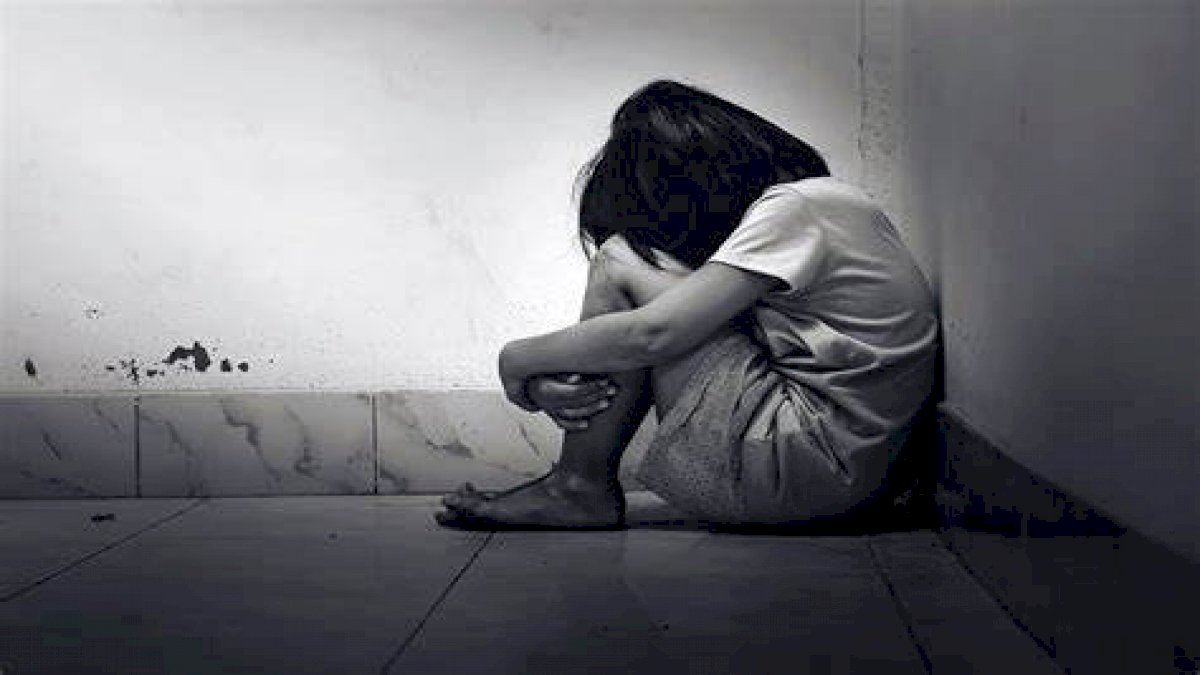 Rape in Bhopal: 20 वर्षीय छात्रा से बलात्कार,आरोपी फरार Rape in Bhopal: 20 वर्षीय छात्रा से बलात्कार,आरोपी फरार