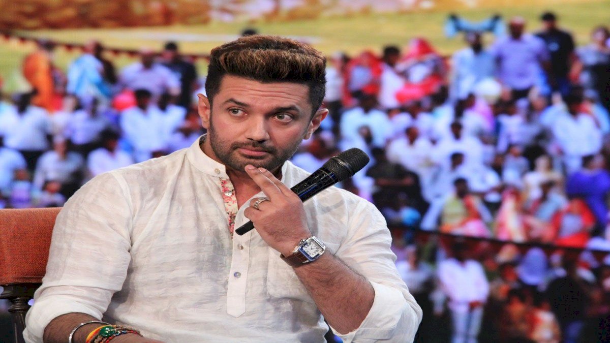 Bihar Election 2020: चिराग पासवान की इश्तेहार पॉलिटिक्स Bihar Election 2020: चिराग पासवान की इश्तेहार पॉलिटिक्स