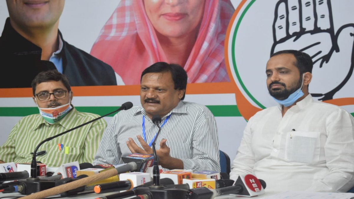 Congress: मंत्री अरविंद भदौरिया ने आपराधिक प्रकरण की जानकारी छिपाई Congress: मंत्री अरविंद भदौरिया ने आपराधिक प्रकरण की जानकारी छिपाई