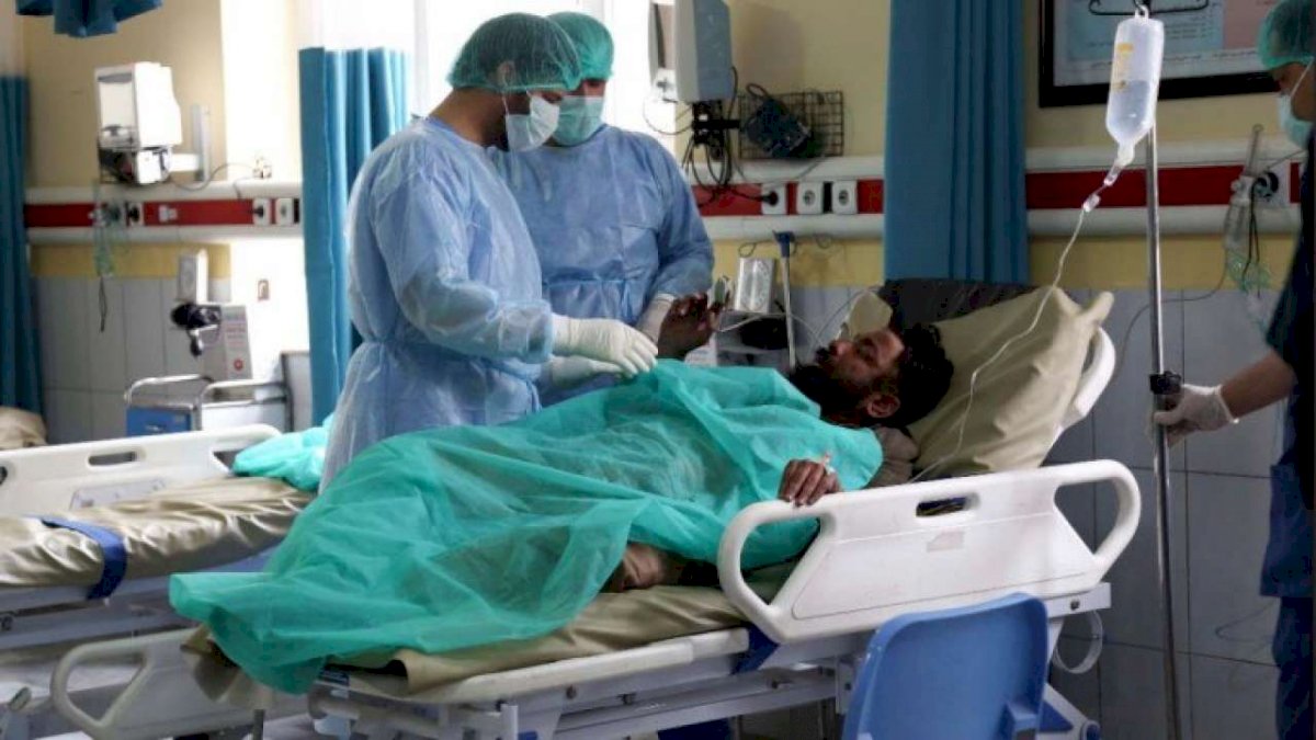 Corona: कोरोना इलाज के रेट तय, फोन पर परामर्श के 25 सौ रुपए Corona: कोरोना इलाज के रेट तय, फोन पर परामर्श के 25 सौ रुपए