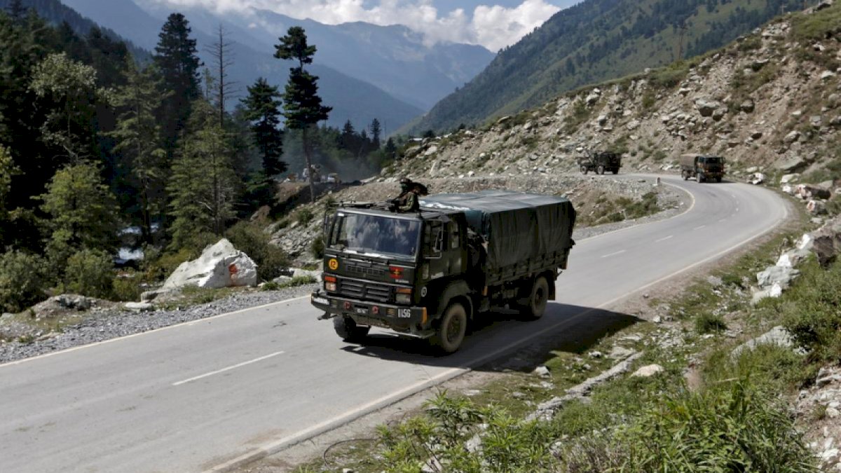 India China Tension: आख़िर चीन को भारत से क्यों लग रहा है डर India China Tension: आख़िर चीन को भारत से क्यों लग रहा है डर