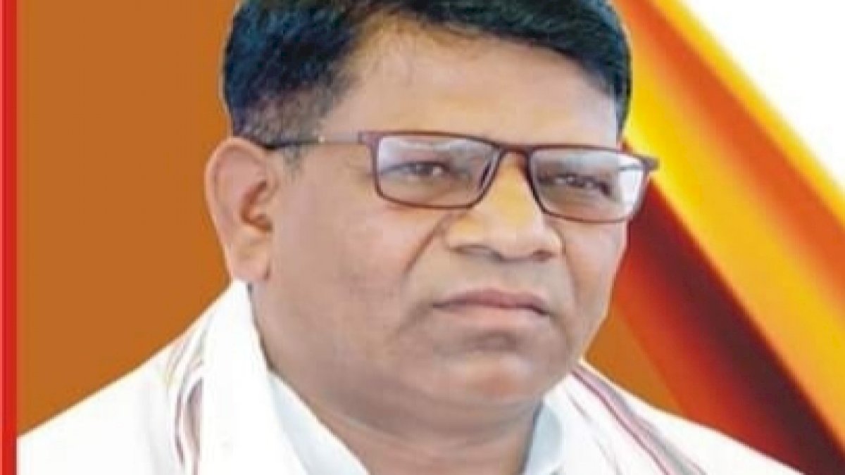 MP: कांग्रेस विधायक से करवाया बीजेपी कार्यालय का उद्घाटन, MLA धरने पर बैठे MP: कांग्रेस विधायक से करवाया बीजेपी कार्यालय का उद्घाटन, MLA धरने पर बैठे
