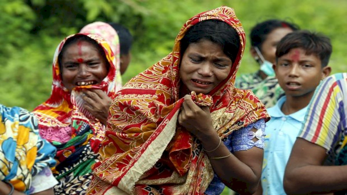 Rohingya Massacre: रोहिंग्या मुसलमानों को मारने और बलात्कार करने का मिला था आदेश Rohingya Massacre: रोहिंग्या मुसलमानों को मारने और बलात्कार करने का मिला था आदेश