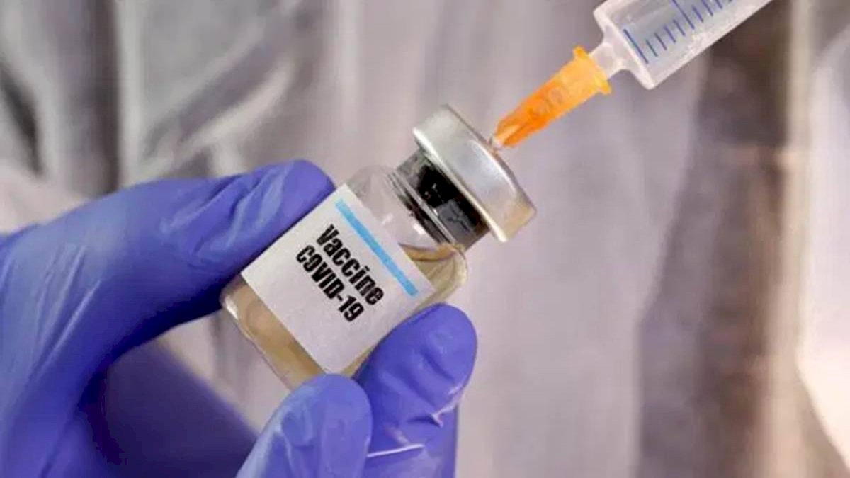 Corona Vaccine: भारत में भी ऑक्सफोर्ड कोरोना वैक्सीन ट्रायल पर रोक Corona Vaccine: भारत में भी ऑक्सफोर्ड कोरोना वैक्सीन ट्रायल पर रोक