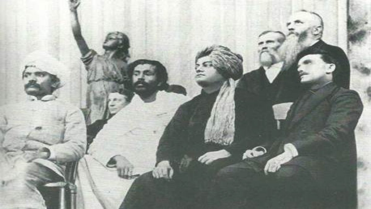 Swami Vivekanand: वे रोटी मांगते हैं, हम पत्थर पकड़ा देते हैं Swami Vivekanand: वे रोटी मांगते हैं, हम पत्थर पकड़ा देते हैं