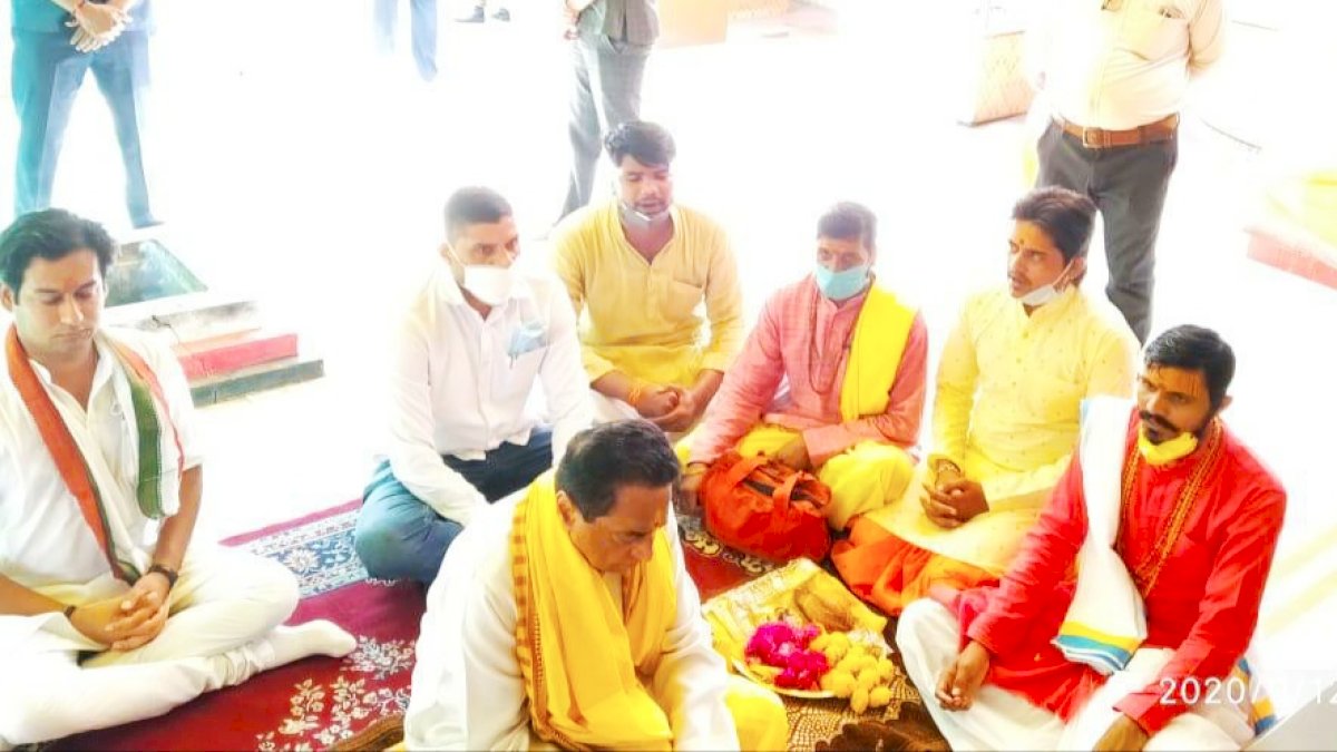 कमल नाथ आगर मालवा और शिवराज चौहान ग्वालियर दौरे पर कमल नाथ आगर मालवा और शिवराज चौहान ग्वालियर दौरे पर