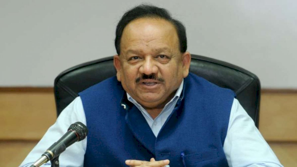 Dr Harsh Vardhan: लॉकडाउन से घटे 29 लाख कोरोना केस और 78 हजार मौत Dr Harsh Vardhan: लॉकडाउन से घटे 29 लाख कोरोना केस और 78 हजार मौत