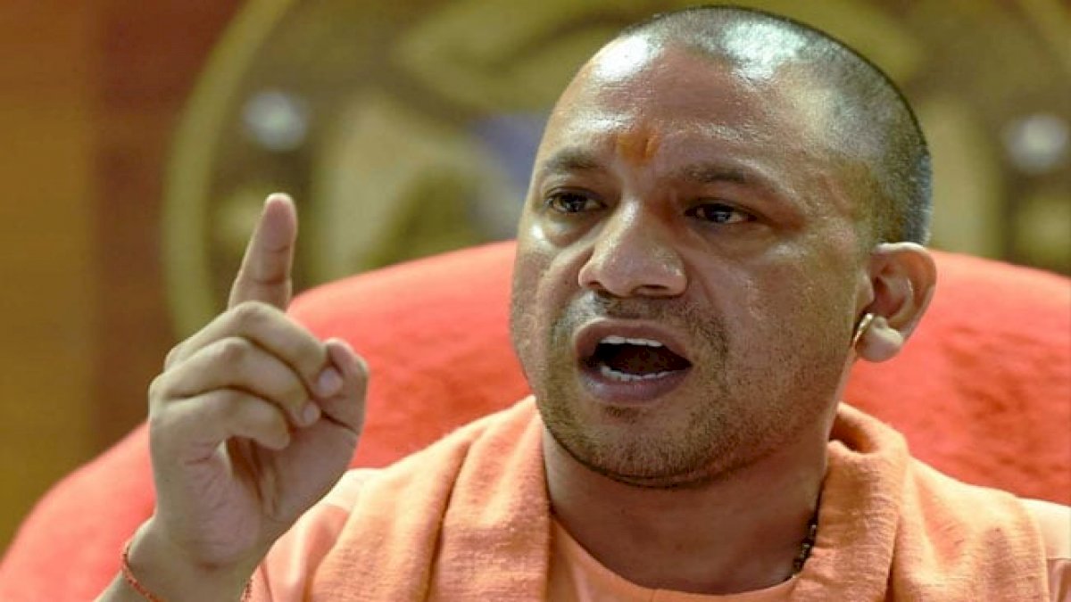 UP Detention Centre: विरोध के बाद बैकफुट पर आई योगी सरकार UP Detention Centre: विरोध के बाद बैकफुट पर आई योगी सरकार