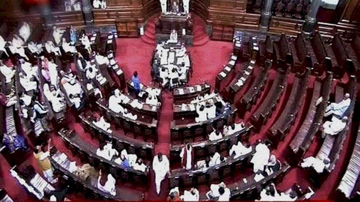 Farm Bill: कृषि विधेयकों पर राज्यसभा में फंसा पेंच, बीजेपी ने जारी किया व्हिप Farm Bill: कृषि विधेयकों पर राज्यसभा में फंसा पेंच, बीजेपी ने जारी किया व्हिप