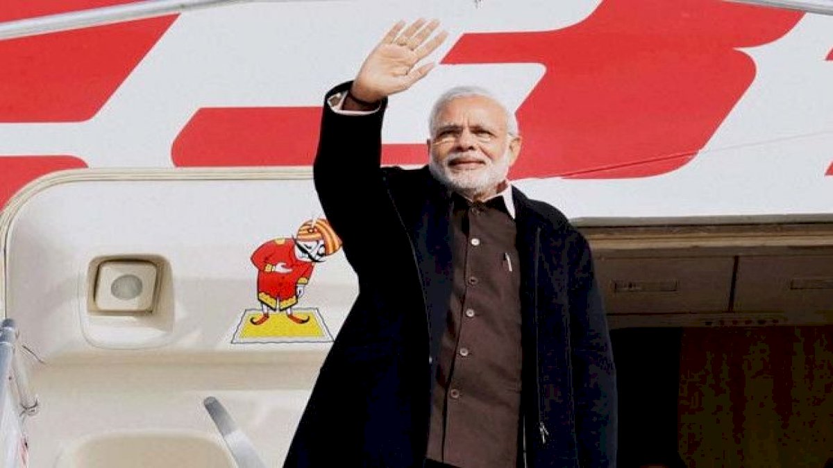 Narendra Modi: चार सालों में पीएम मोदी की विदेश यात्राओं पर 500 करोड़ से ज्यादा का खर्च Narendra Modi: चार सालों में पीएम मोदी की विदेश यात्राओं पर 500 करोड़ से ज्यादा का खर्च