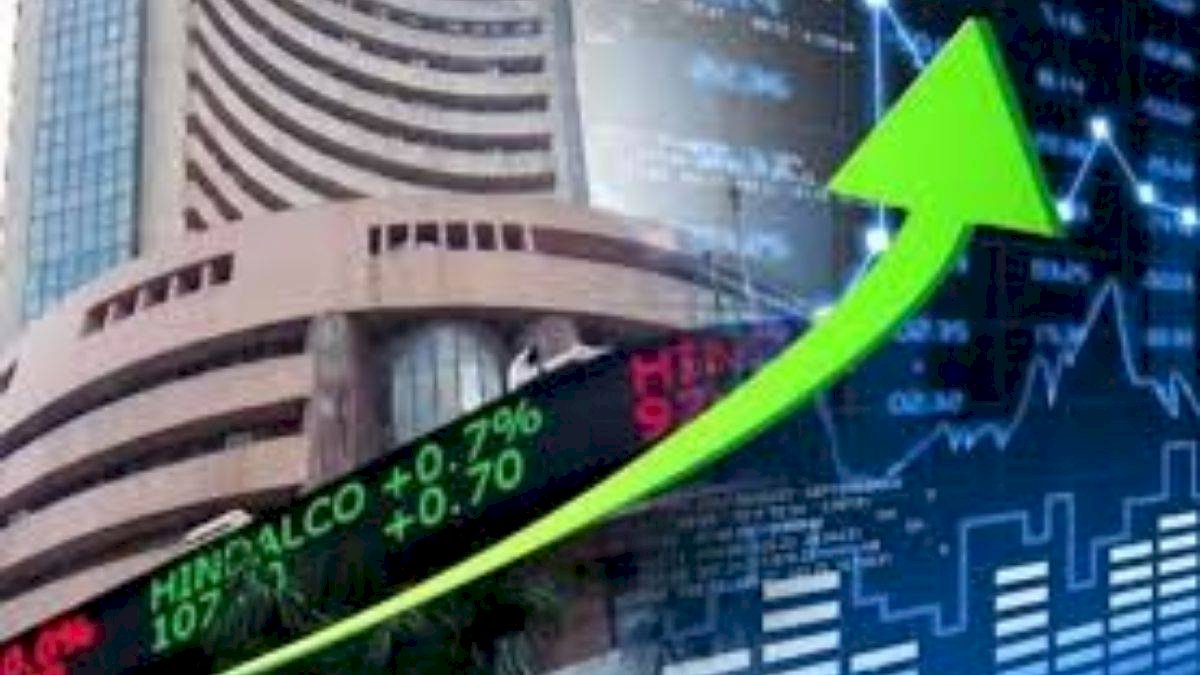 Sensex Rebound: शेयर बाजार में 6 दिन से जारी गिरावट रुकी, चौतरफा खरीदारी से 835 अंक उछला सेंसेक्स Sensex Rebound: शेयर बाजार में 6 दिन से जारी गिरावट रुकी, चौतरफा खरीदारी से 835 अंक उछला सेंसेक्स