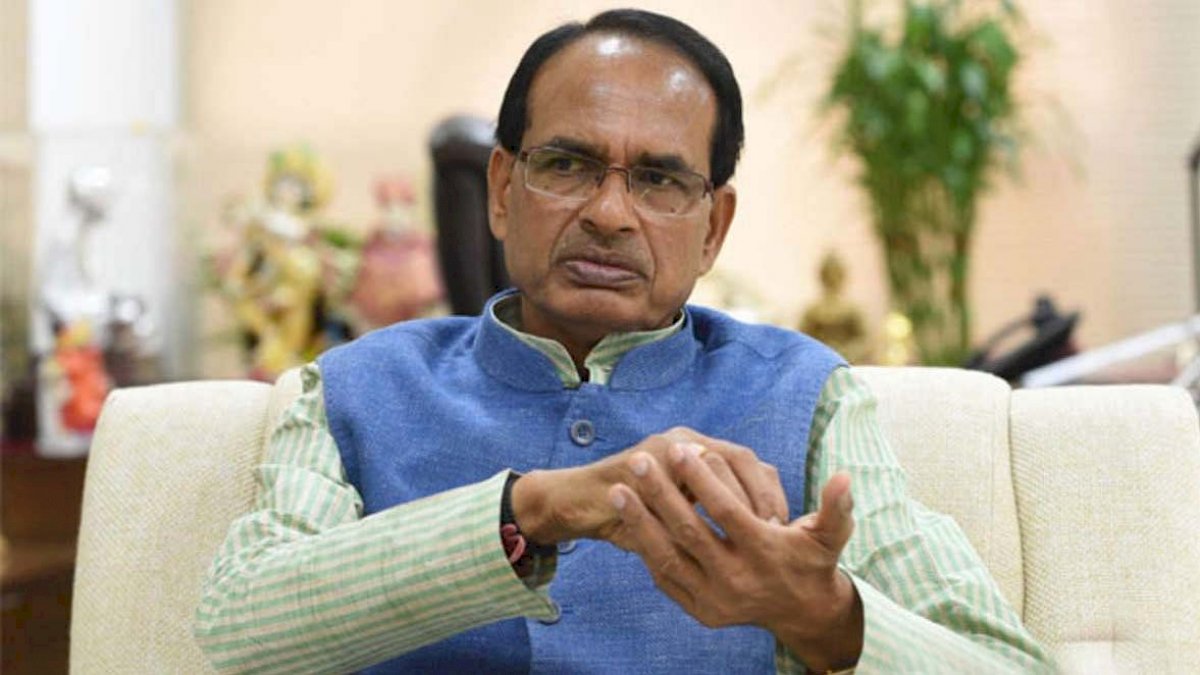 Shivraj Singh Chouhan: सीएम को ठंडा खाना देनेवाले अधिकारी की निलंबन के बाद बहाली, उज्जैन महिला CSP की बहाली की भी उठी मांग Shivraj Singh Chouhan: सीएम को ठंडा खाना देनेवाले अधिकारी की निलंबन के बाद बहाली, उज्जैन महिला CSP की बहाली की भी उठी मांग