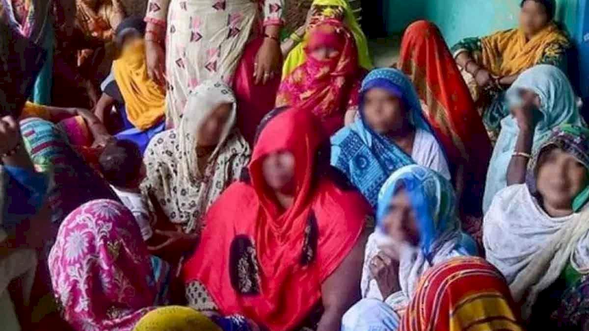 CBI Enquiry in Hathras Case: हाथरस कांड में उत्तर प्रदेश सरकार ने दिए सीबीआई जांच के आदेश CBI Enquiry in Hathras Case: हाथरस कांड में उत्तर प्रदेश सरकार ने दिए सीबीआई जांच के आदेश