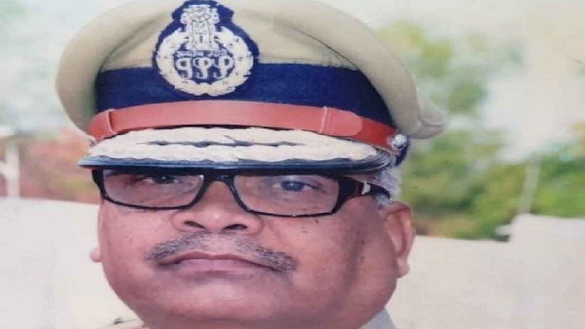 Chhattisgarh: महिला बाल विकास मंत्री अनिला भेड़िया के पति और पूर्व आईजी रवींद्र भेड़िया का निधन Chhattisgarh: महिला बाल विकास मंत्री अनिला भेड़िया के पति और पूर्व आईजी रवींद्र भेड़िया का निधन