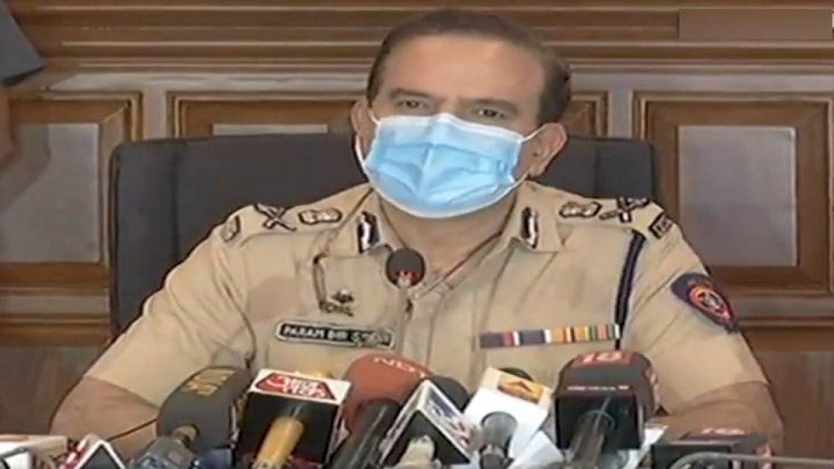 रिपब्लिक टीवी ने पैसे देकर बढ़वाई टीआरपी, दो और चैनल भी फर्जीवाड़े में शामिल: मुंबई पुलिस रिपब्लिक टीवी ने पैसे देकर बढ़वाई टीआरपी, दो और चैनल भी फर्जीवाड़े में शामिल: मुंबई पुलिस