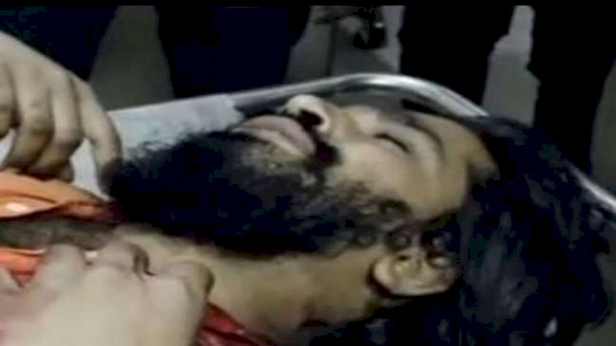 Temple Priest Shot in UP: ज़मीन विवाद में पुजारी पर फिर चली गोली, गोंडा के राम जानकी मंदिर का मसला Temple Priest Shot in UP: ज़मीन विवाद में पुजारी पर फिर चली गोली, गोंडा के राम जानकी मंदिर का मसला