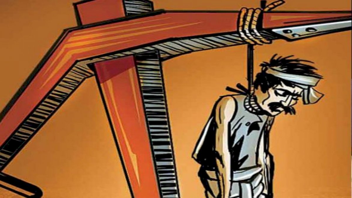 Farmer Suicide In MP: सागर जिले में किसान ने की खुदकुशी, 10 दिन बाद पेड़ से लटका मिला कंकाल Farmer Suicide In MP: सागर जिले में किसान ने की खुदकुशी, 10 दिन बाद पेड़ से लटका मिला कंकाल