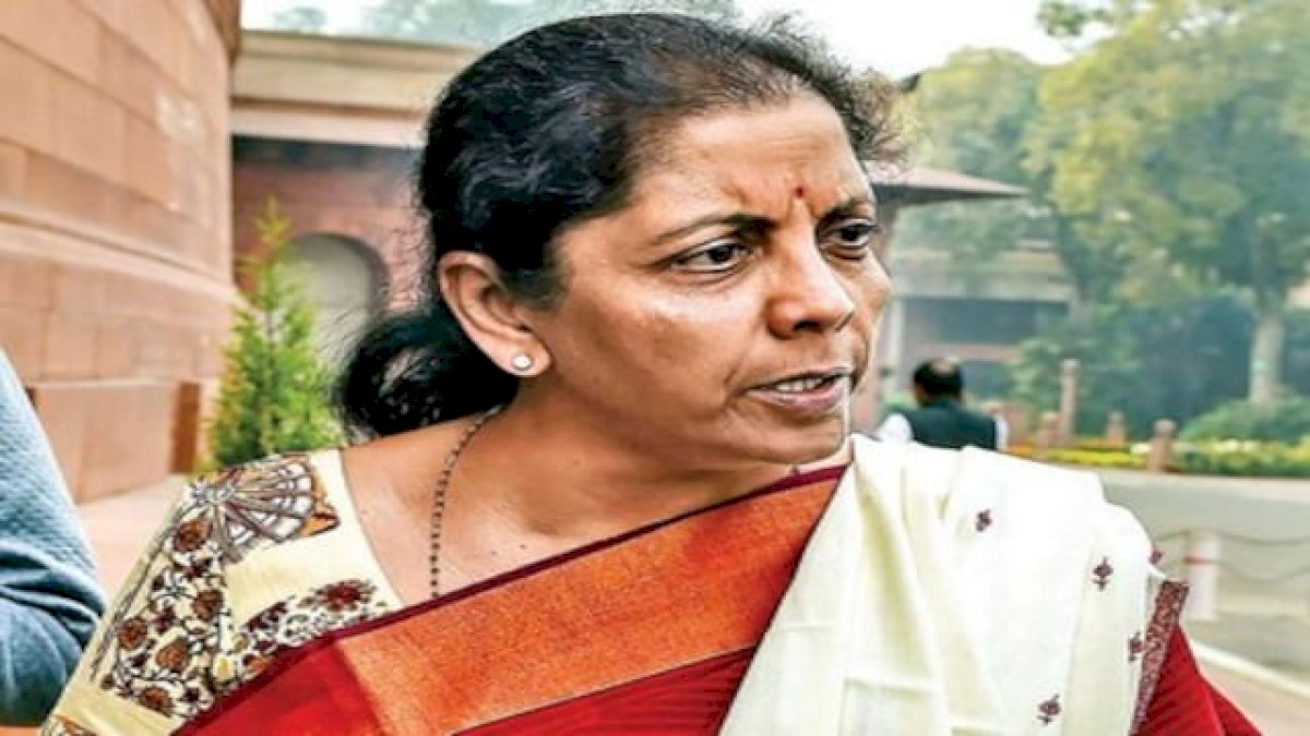 Economic Crisis: आर्थिक संकट से निपटने की जगह बही-खातों के खेल में उलझी सरकार Economic Crisis: आर्थिक संकट से निपटने की जगह बही-खातों के खेल में उलझी सरकार