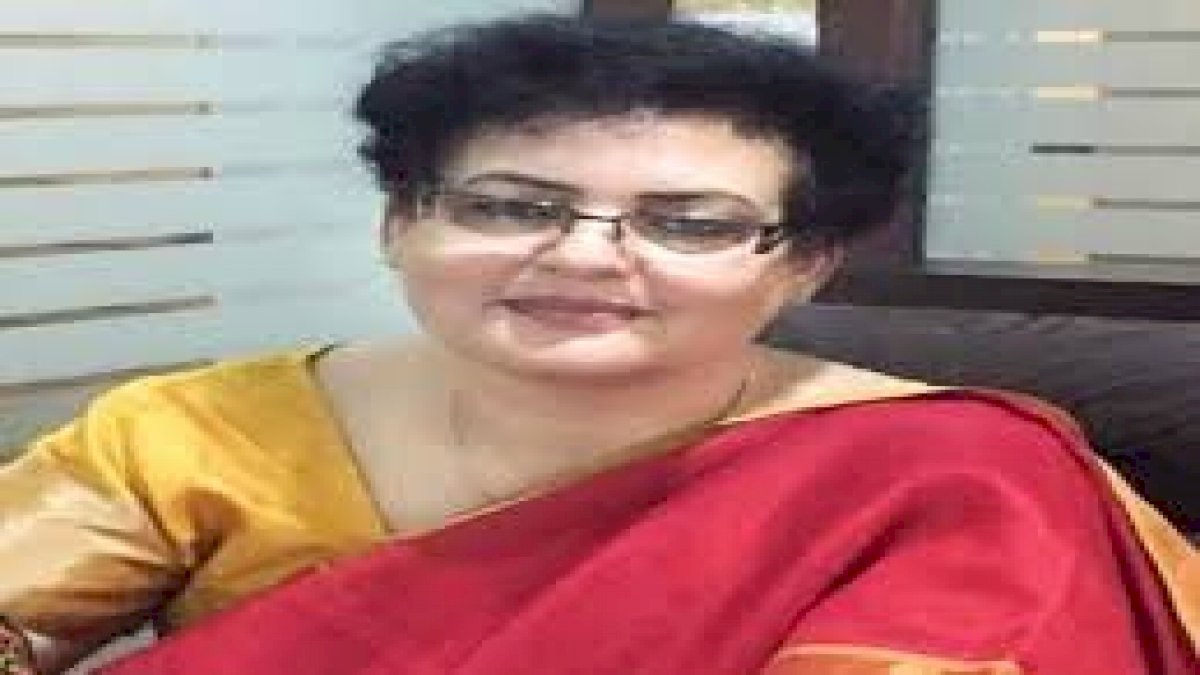 Rekha Sharma: लव जिहाद मामले में घिरीं महिला आयोग अध्यक्ष रेखा शर्मा, ट्विटर पर ट्रेंड हुई इस्तीफे की मांग Rekha Sharma: लव जिहाद मामले में घिरीं महिला आयोग अध्यक्ष रेखा शर्मा, ट्विटर पर ट्रेंड हुई इस्तीफे की मांग