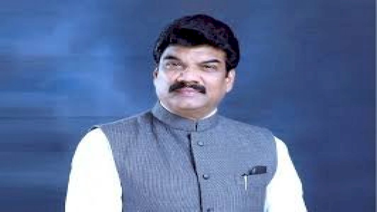 MP By Elections: बीजेपी उम्मीदवार गोविंद सिंह राजपूत की तरफ से पैसे बंटवाने का वीडियो वायरल MP By Elections: बीजेपी उम्मीदवार गोविंद सिंह राजपूत की तरफ से पैसे बंटवाने का वीडियो वायरल