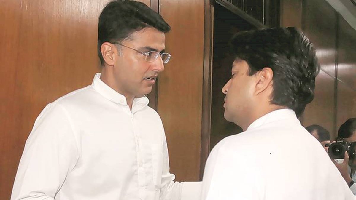MP By Elections: सचिन पायलट से मिले ज्योतिरादित्य सिंधिया MP By Elections: सचिन पायलट से मिले ज्योतिरादित्य सिंधिया