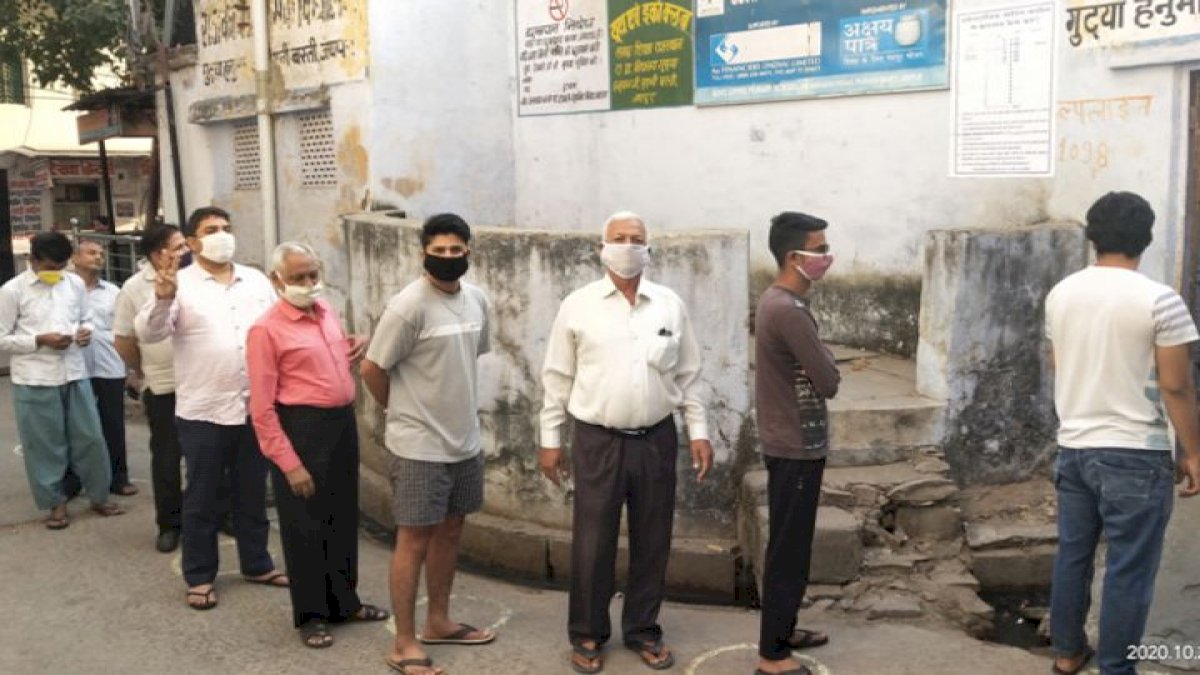Rajasthan Urban Body Polls: राजस्थान में तीन नगर निगमों पर आज मतदान, बीजेपी और कांग्रेस की प्रतिष्ठा दांव पर Rajasthan Urban Body Polls: राजस्थान में तीन नगर निगमों पर आज मतदान, बीजेपी और कांग्रेस की प्रतिष्ठा दांव पर