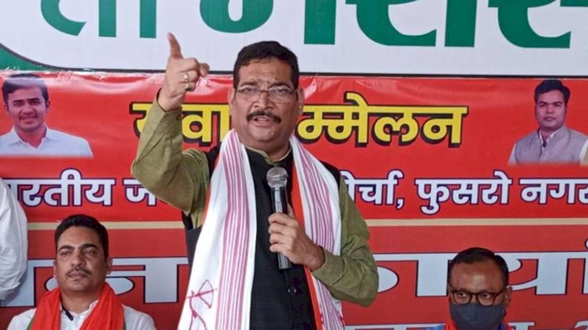 Jharkhand: बीजेपी के प्रदेश अध्यक्ष पर राजद्रोह का केस, कांग्रेस ने दर्ज कराई FIR Jharkhand: बीजेपी के प्रदेश अध्यक्ष पर राजद्रोह का केस, कांग्रेस ने दर्ज कराई FIR