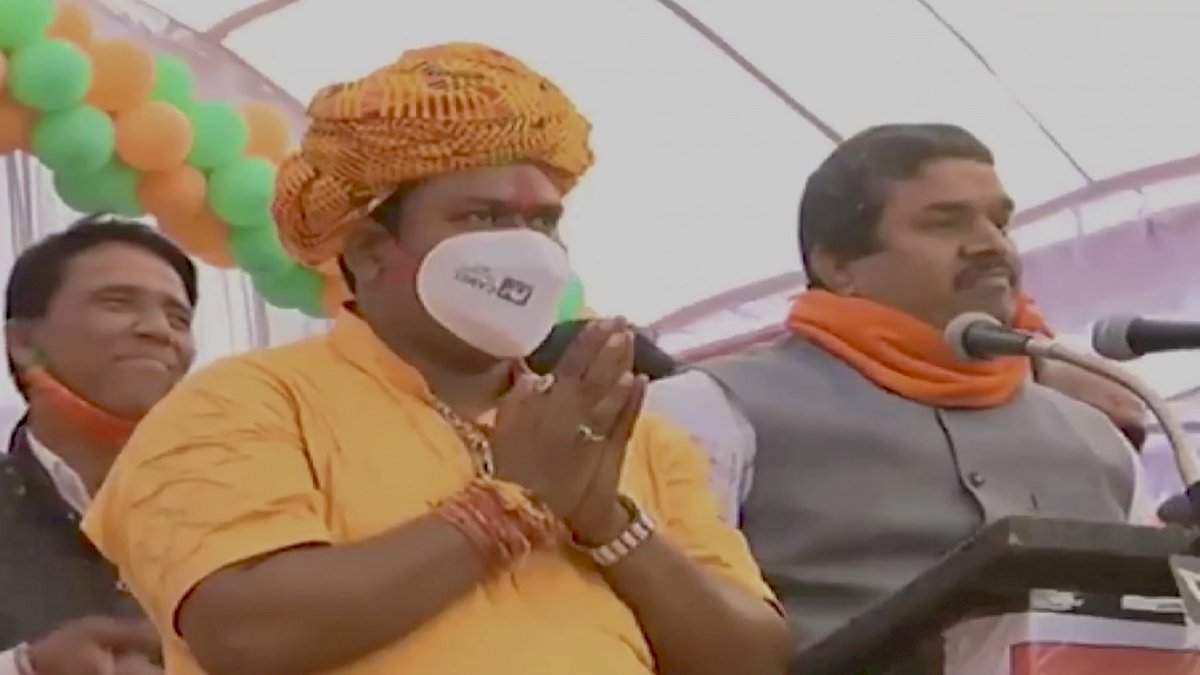 एमपी उपचुनाव: बीजेपी सांसद ने की कांग्रेस प्रत्याशी विपिन वानखेड़े को 25 हज़ार वोटों से जिताने की अपील एमपी उपचुनाव: बीजेपी सांसद ने की कांग्रेस प्रत्याशी विपिन वानखेड़े को 25 हज़ार वोटों से जिताने की अपील