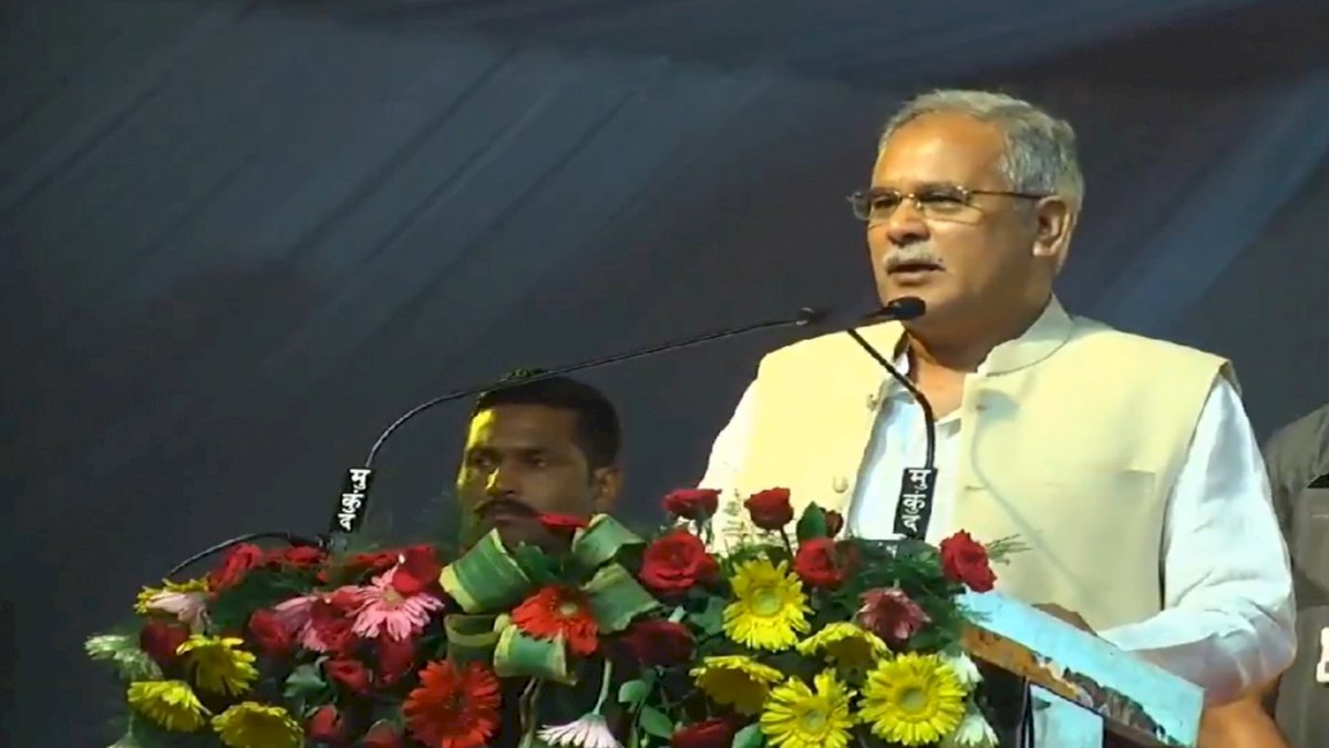 Bhupesh Baghel: बिहार में डबल इंजन का ठगबंधन है, गठबंधन नहीं Bhupesh Baghel: बिहार में डबल इंजन का ठगबंधन है, गठबंधन नहीं