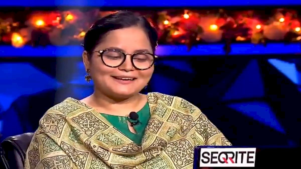Kaun Banega Crorepati 12: नाजिया नसीम ने रचा इतिहास, KBC 12 की पहली करोड़पति बनीं Kaun Banega Crorepati 12: नाजिया नसीम ने रचा इतिहास, KBC 12 की पहली करोड़पति बनीं