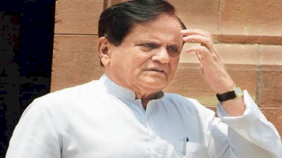 कांग्रेस नेता अहमद पटेल की हालत नाज़ुक, गुरुग्राम के मेदांता अस्पताल में भर्ती कांग्रेस नेता अहमद पटेल की हालत नाज़ुक, गुरुग्राम के मेदांता अस्पताल में भर्ती