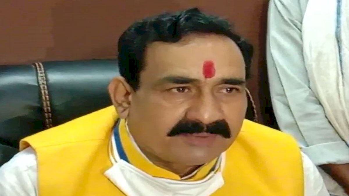 शिवराज सरकार लाएगी कथित लव जिहाद के नाम पर धर्मांतरण रोकने का क़ानून शिवराज सरकार लाएगी कथित लव जिहाद के नाम पर धर्मांतरण रोकने का क़ानून