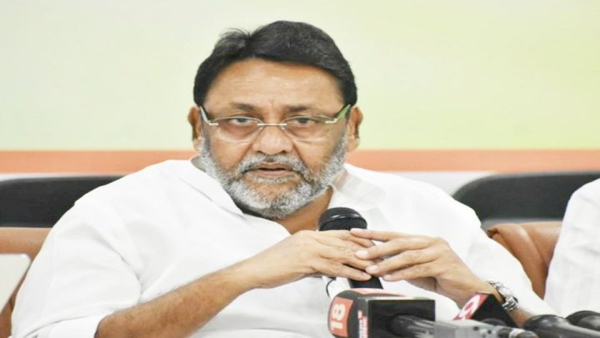 फिल्मी हस्तियों को पकड़कर ड्रग्स माफिया को बचा रही है NCB, महाराष्ट्र के मंत्री का संगीन आरोप फिल्मी हस्तियों को पकड़कर ड्रग्स माफिया को बचा रही है NCB, महाराष्ट्र के मंत्री का संगीन आरोप