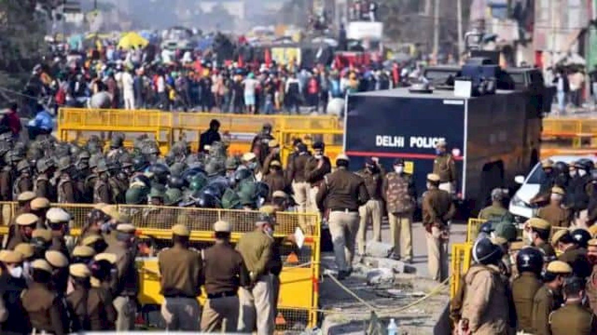 किसानों का आज दिल्ली जाम करने का एलान, सरकार कर सकती है नई पहल किसानों का आज दिल्ली जाम करने का एलान, सरकार कर सकती है नई पहल