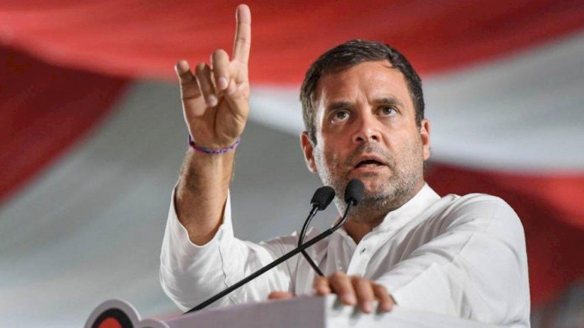 अन्नदाता सड़कों पर धरना दे रहे और झूठ टीवी पर भाषण, राहुल गांधी का मोदी पर तंज अन्नदाता सड़कों पर धरना दे रहे और झूठ टीवी पर भाषण, राहुल गांधी का मोदी पर तंज
