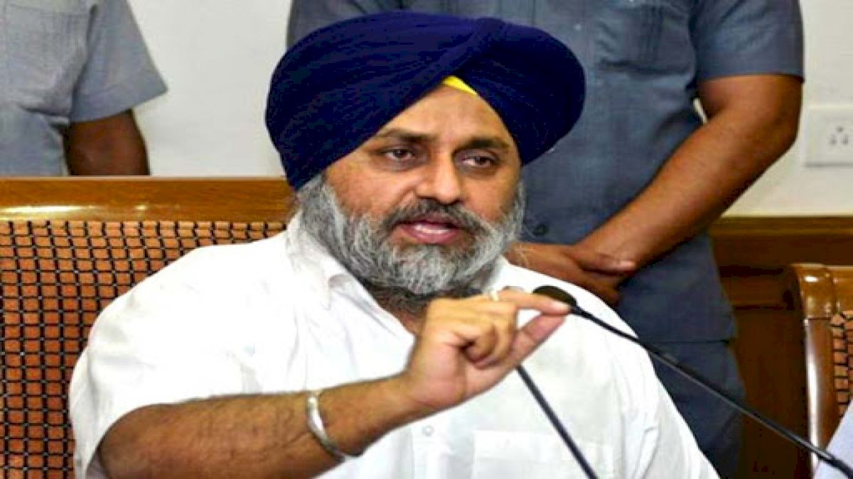 Sukhbir Singh Badal: असहमति रखने वालों को देशद्रोही कहना बंद करे सरकार, गलतबयानी पर माफी मांगें मंत्री Sukhbir Singh Badal: असहमति रखने वालों को देशद्रोही कहना बंद करे सरकार, गलतबयानी पर माफी मांगें मंत्री
