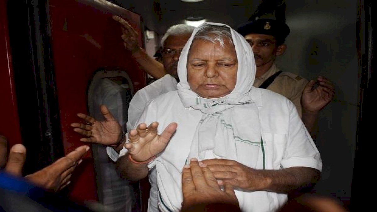 लालू यादव की किडनी 25 फीसदी ही काम कर रही है, इलाज कर रहे डॉक्टर का दावा लालू यादव की किडनी 25 फीसदी ही काम कर रही है, इलाज कर रहे डॉक्टर का दावा